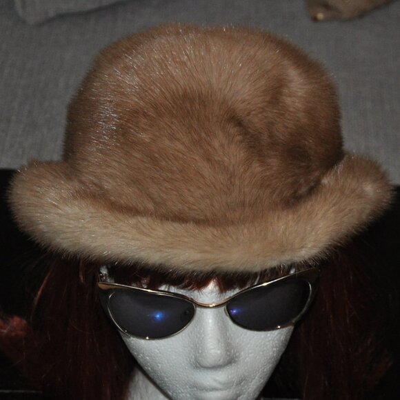 Vintage Blonde Mink Fur Bowler Derby Brim Winter Hat Cap - Picture 2 of 12